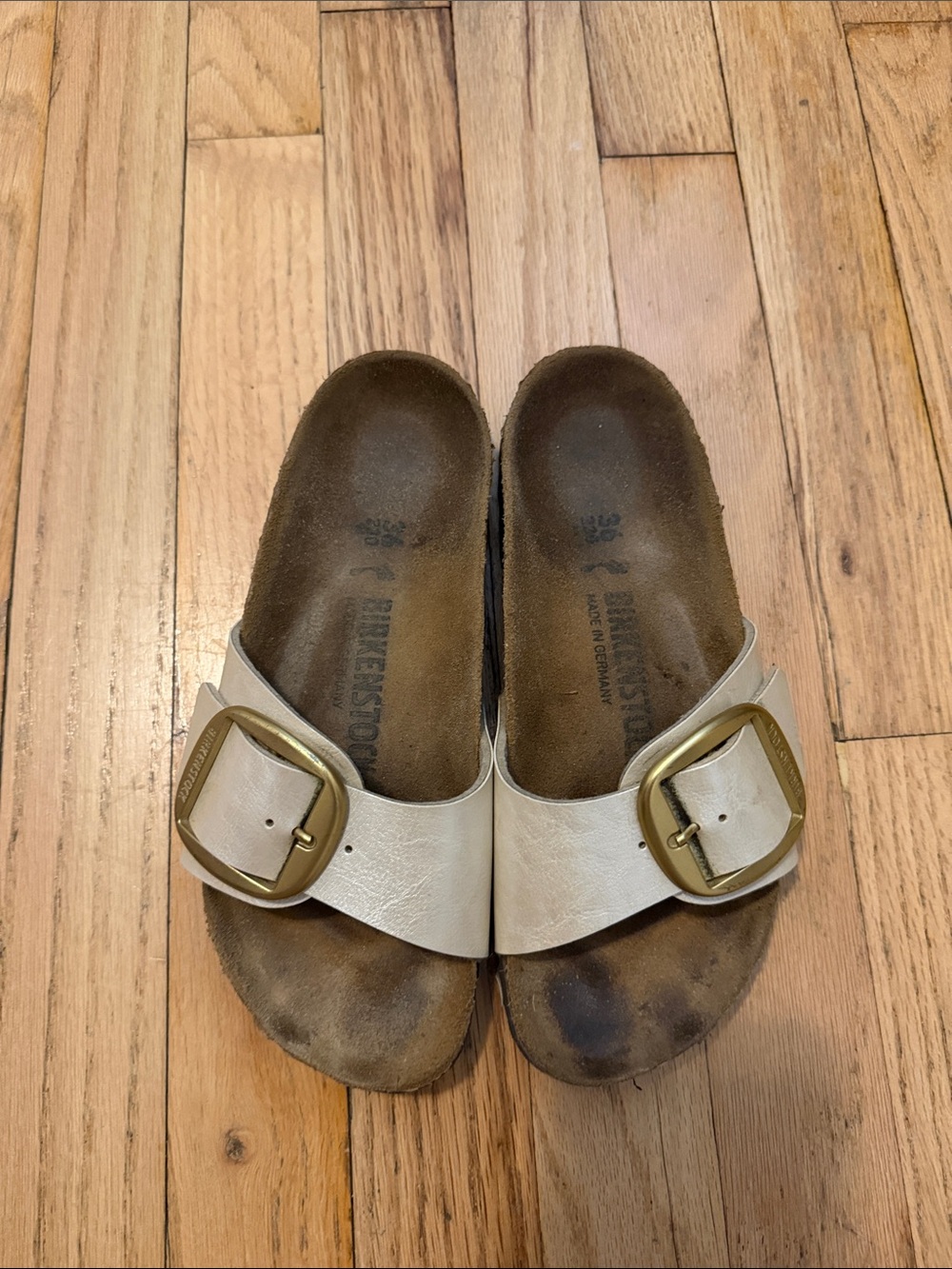 Birkenstock  Cream Single Buckle Slide Sandals with Gold Buckles